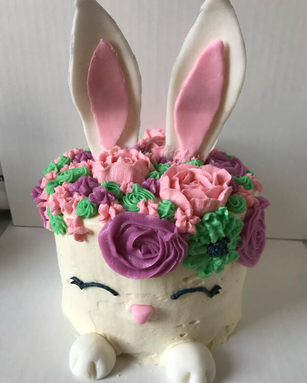 Rabbit cake Rabbit cake